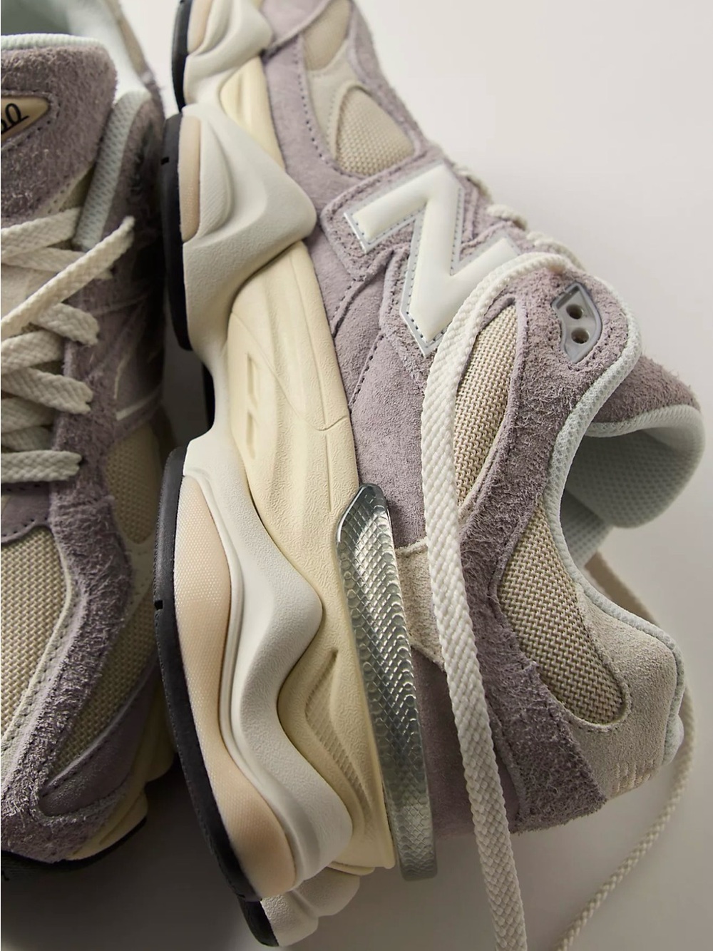 New Balance 9060 Women’s Sneakers - Picture 2 of 7